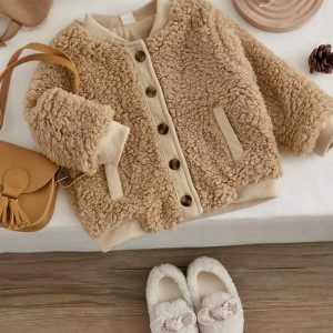 Blouson en fourrure toute douce pour bébé fille