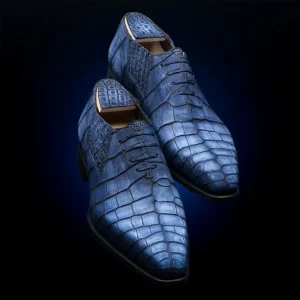 Slip-on Archangel modèle de type Richelieu à faux lacets en cuir de crocodile poncé