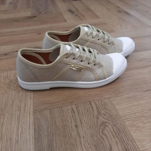 Les Tropéziennes Cloruni Beige Or