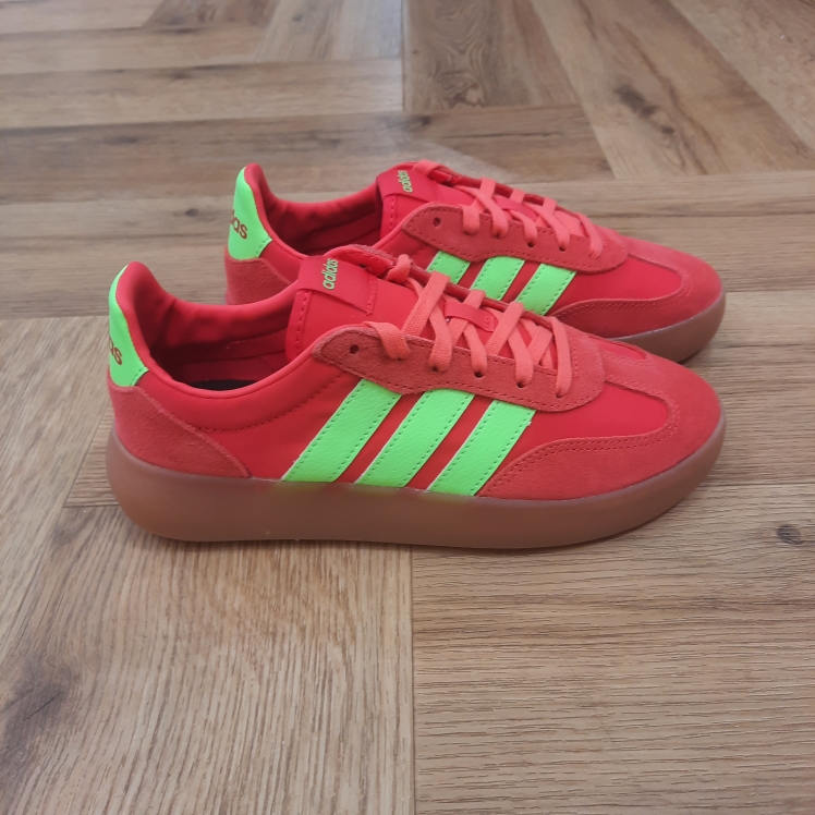 Adidas Barreda Red