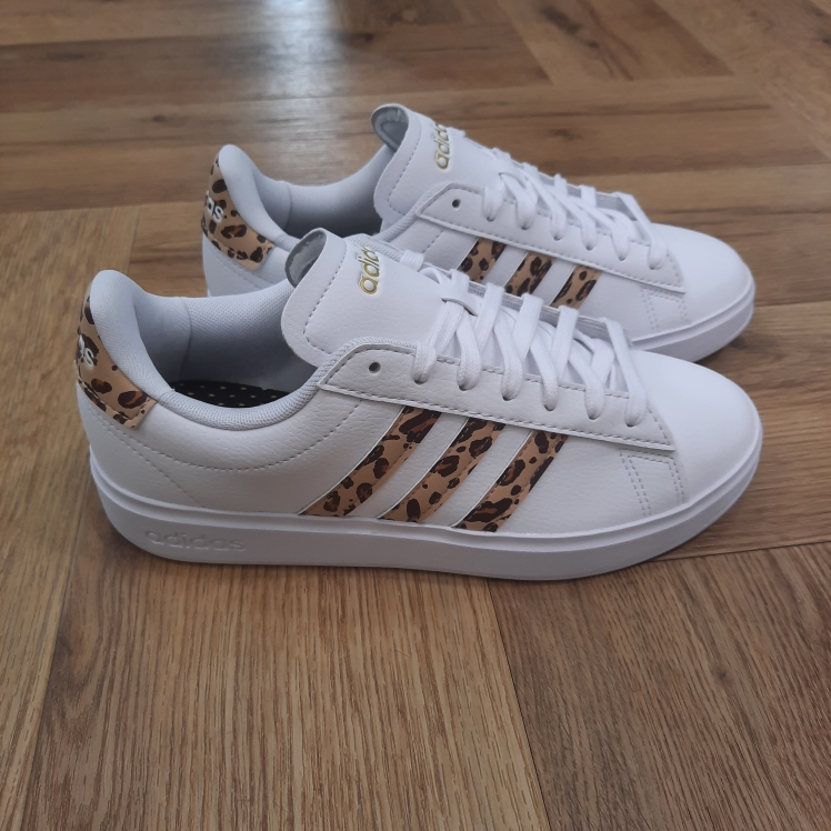 Grand Court Léopard – Image 2