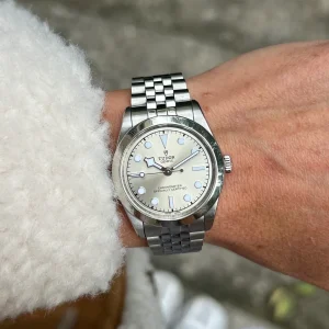 Tudor - Montre black bay One 31