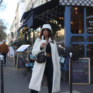 Malika Menard Bob Clavin Klein Jeans beige