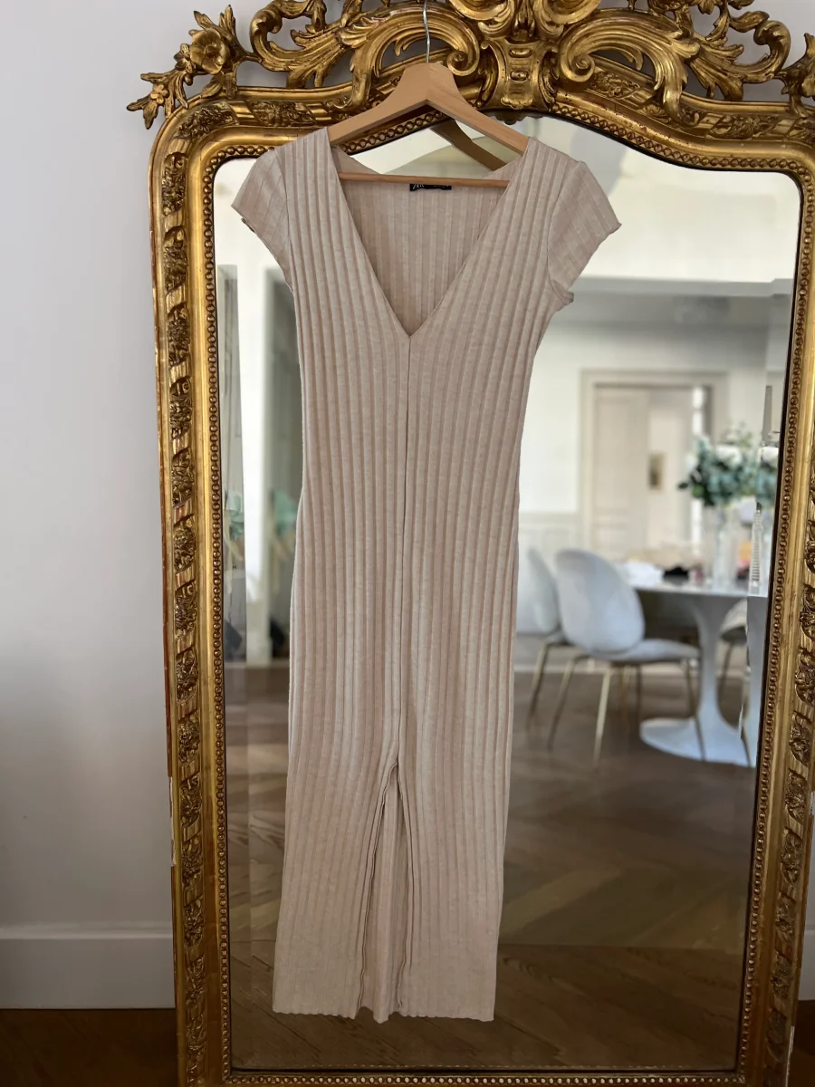 Robe Zara longue beige col v – Image 4