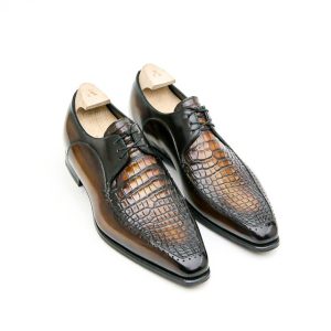 Derby trois oeillets à plateau en cuir d’alligator