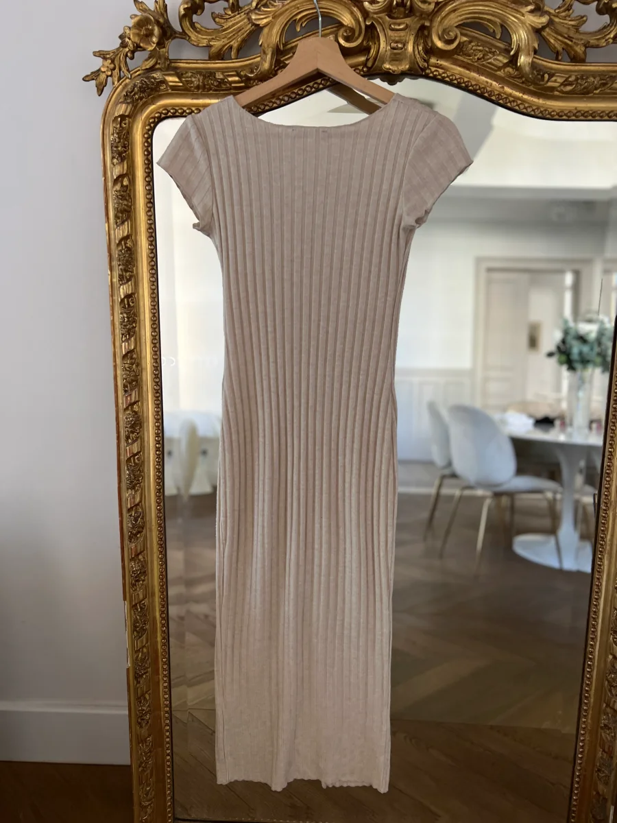 Robe Zara longue beige col v – Image 6