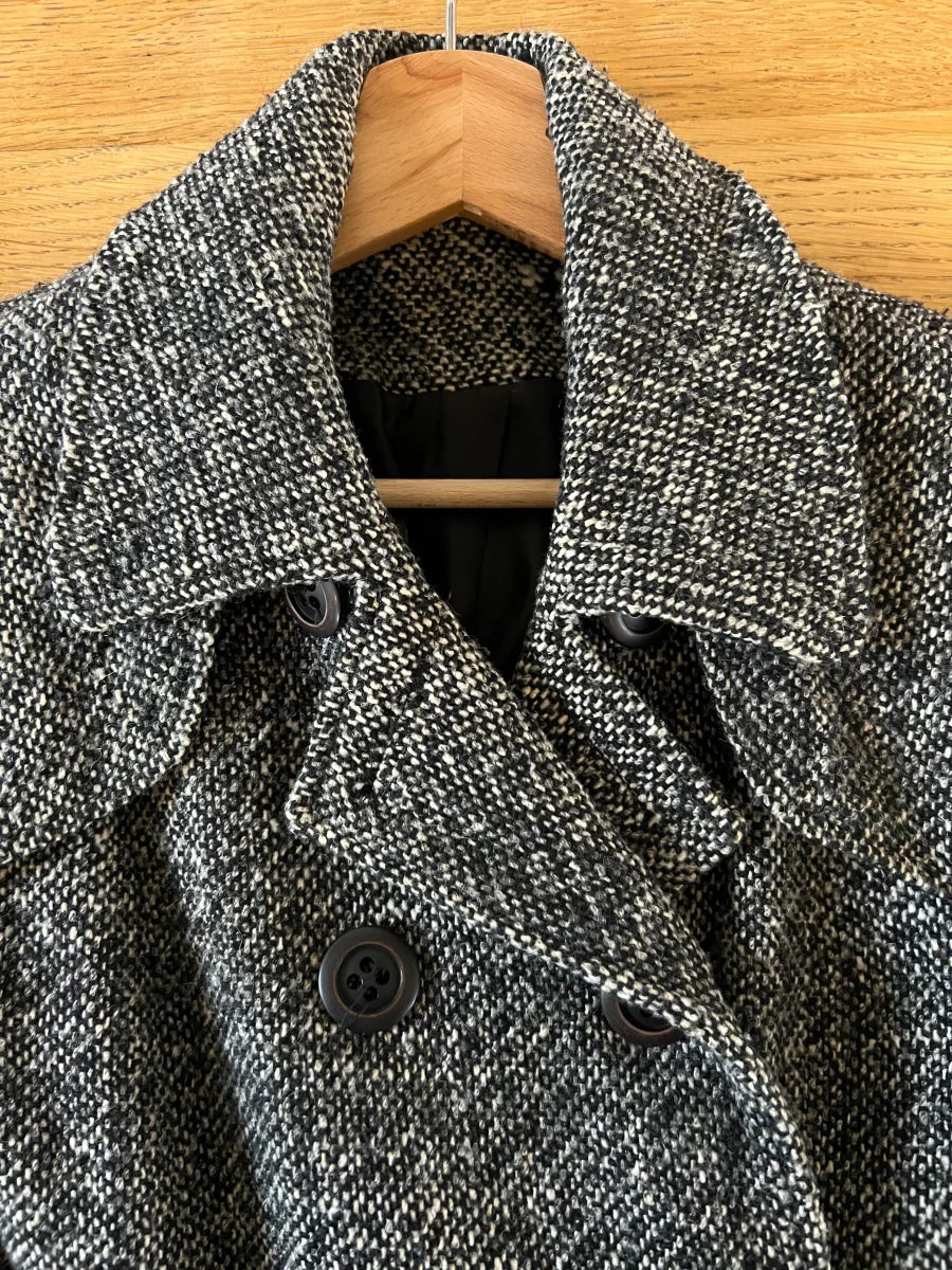 Lucie Gabossi - Manteau en laine gris chiné – Image 4