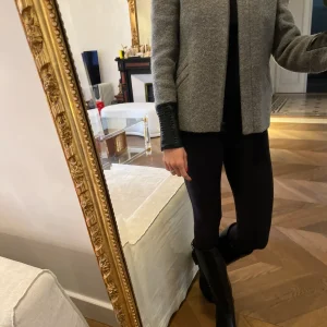 Veste Maje en laine grise col en cuir