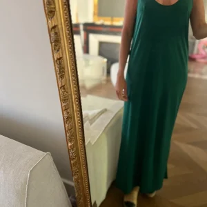 Robe Karma Koma neuve verte