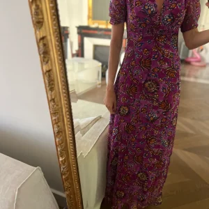 Robe longue Vanessa Bruno violette à motifs