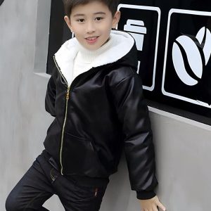Blouson en simili cuir fourré avec capuche pour garçon