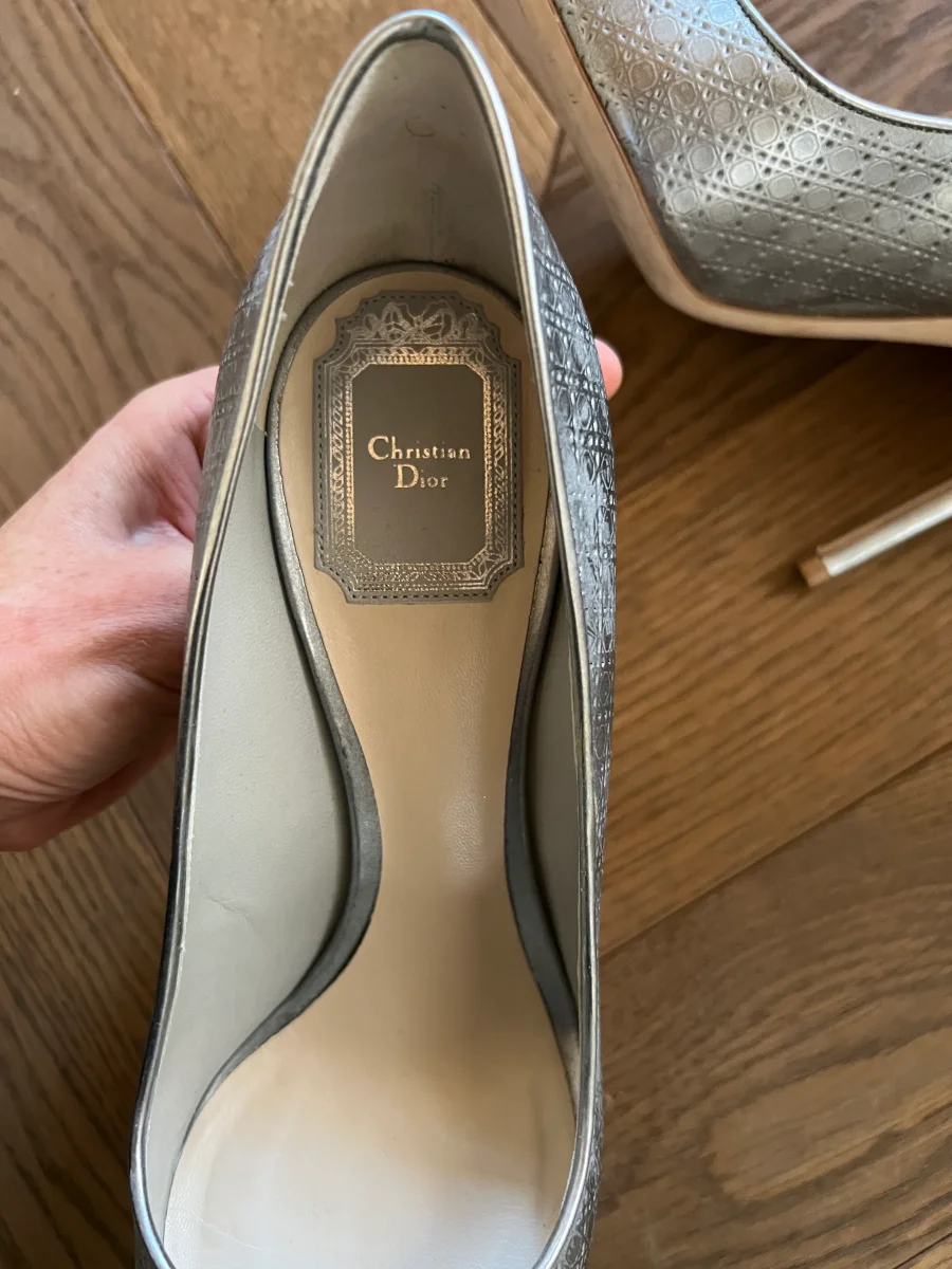 Escarpins Dior argentées – Image 8