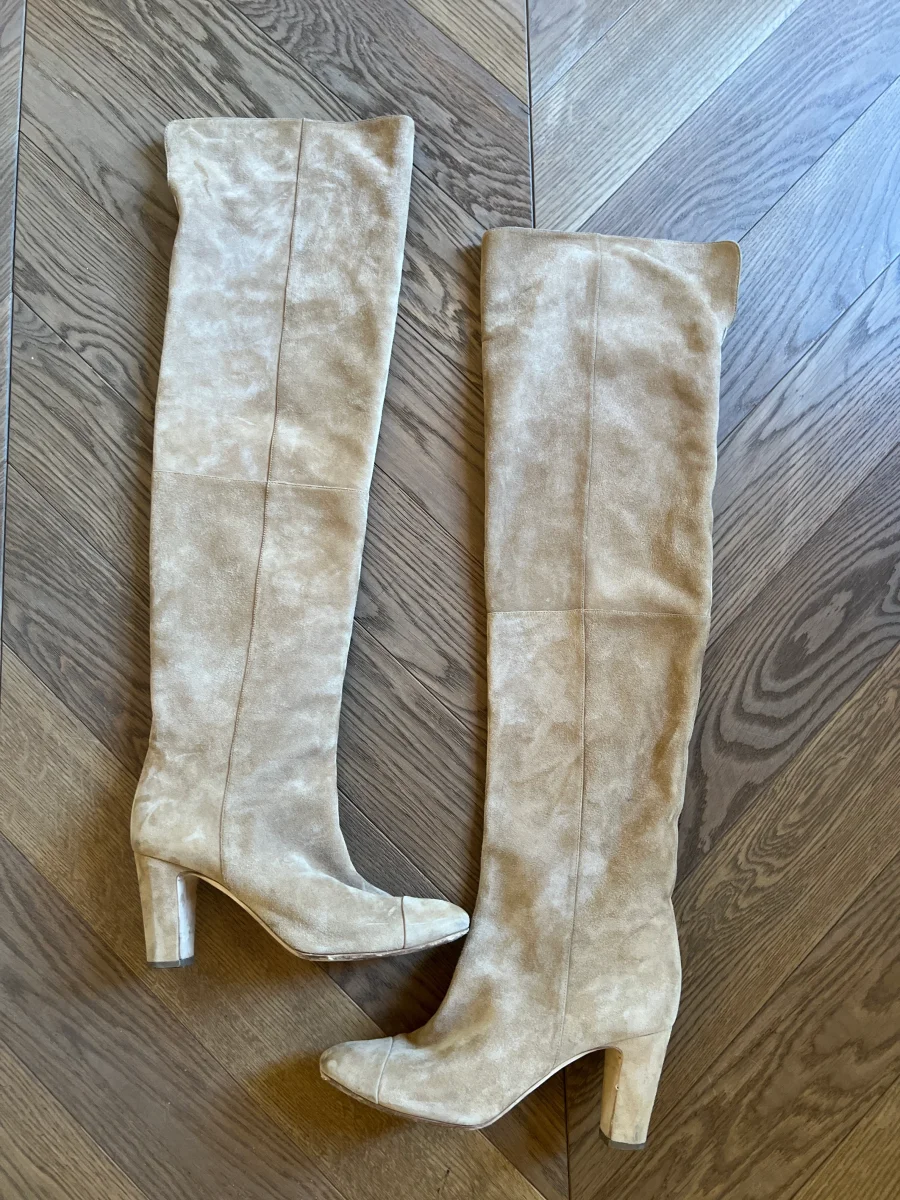 Cuissardes Chanel beige en daim – Image 2