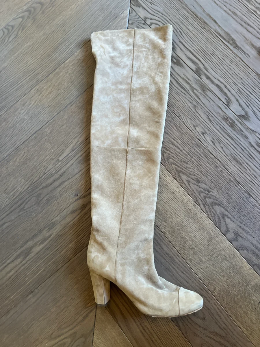 Cuissardes Chanel beige en daim – Image 5