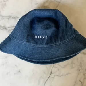 Malika Menard Bob Roxy en jean