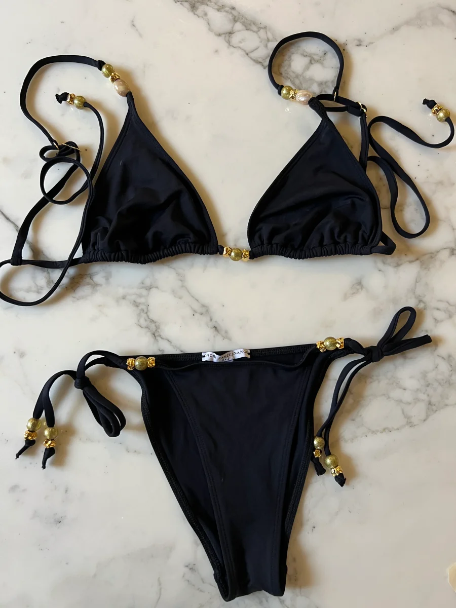 Lucie Gabossi - Chichi Castelango Paris Maillot de bain deux pièces Oxana noir à perles – Image 4
