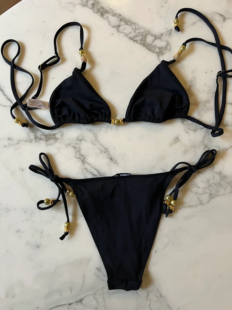 Lucie Gabossi - Chichi Castelango Paris Maillot de bain deux pièces Oxana noir à perles – Image 6