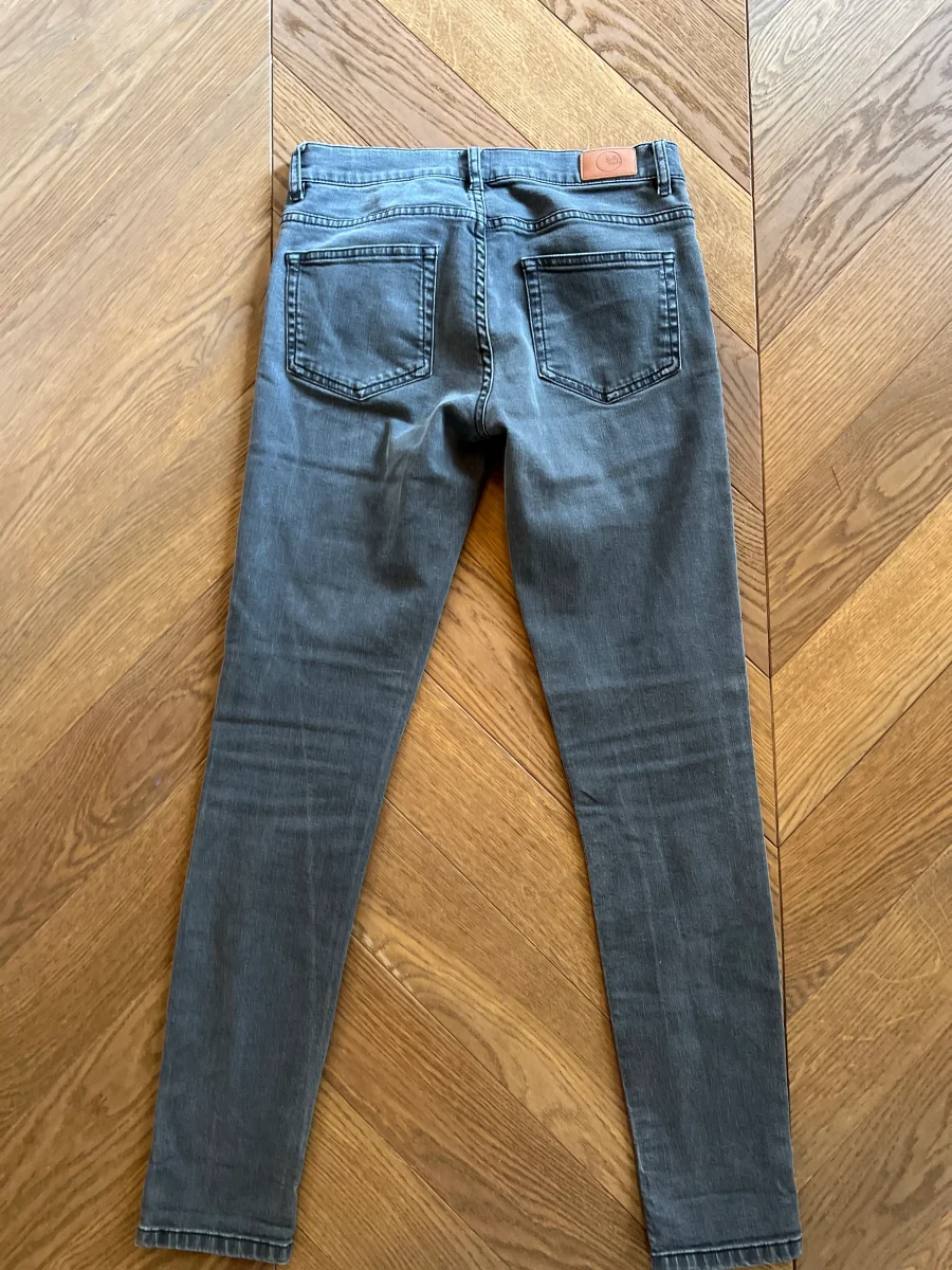 Jean Des Petits Hauts gris foncé – Image 7