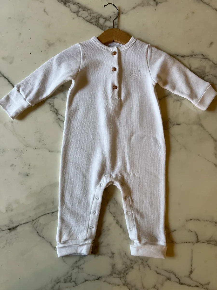 10 Novembre - Pyjama blanc Alessio Neuf T.6 mois