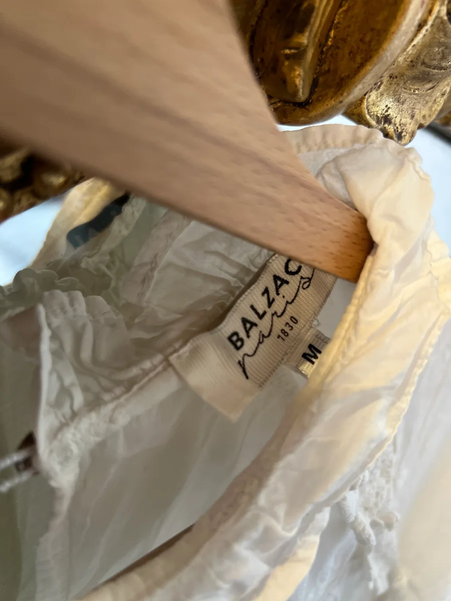 Blouse Balzac blanc col montant – Image 8