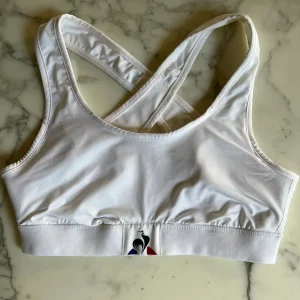 Marine Lorphelin Brassière de sport Le Coq Sportif