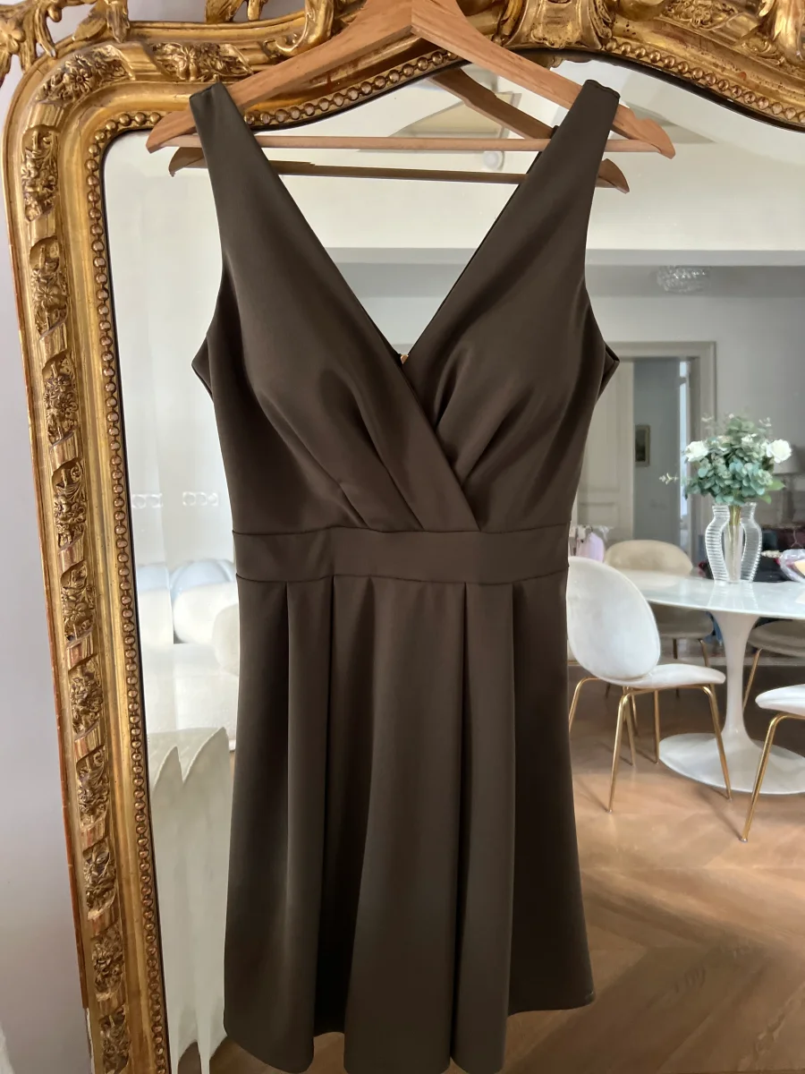 Marine Lorphelin Robe kaki patineuse – Image 5