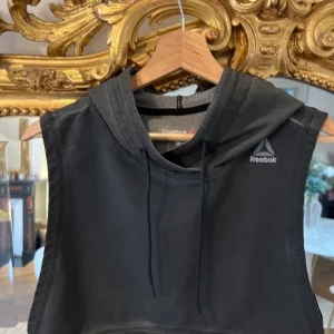 Marine Lorphelin Hoody Reebok noir