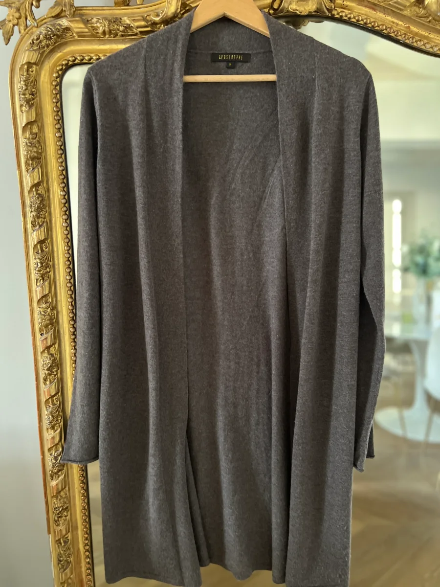 Apostrophe - Gilet long gris en cachemire – Image 4