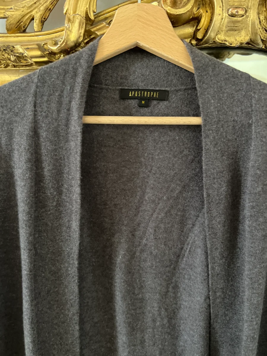 Apostrophe - Gilet long gris en cachemire – Image 5