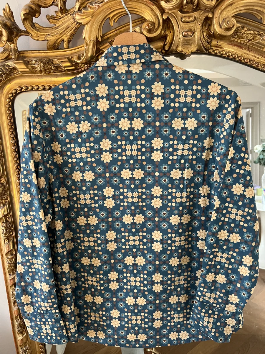 Ines de la Fressange - Chemise à fleurs bleu – Image 8