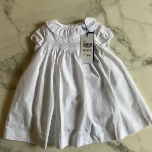Cyrillus - Robe lafayette blanche Neuve T.6mois