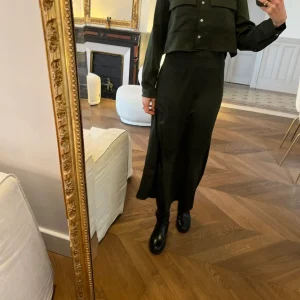 Ensemble Zara chemise et jupe vert foncé