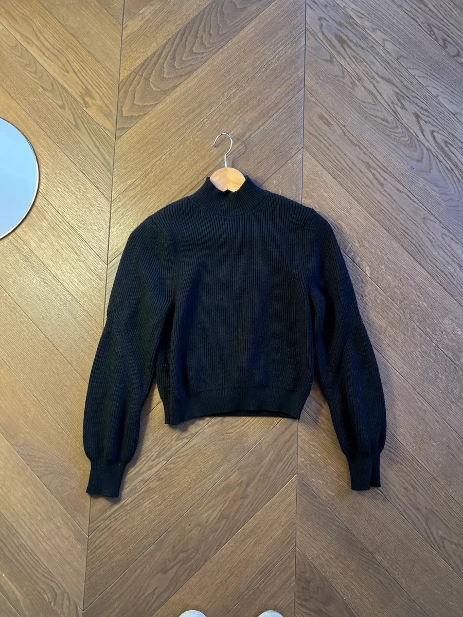 Pull Zara noir col montant – Image 5