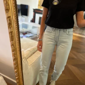 T-shirt noir Maje avec fleurs