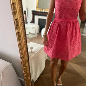 Maje - Robe rose à crochet