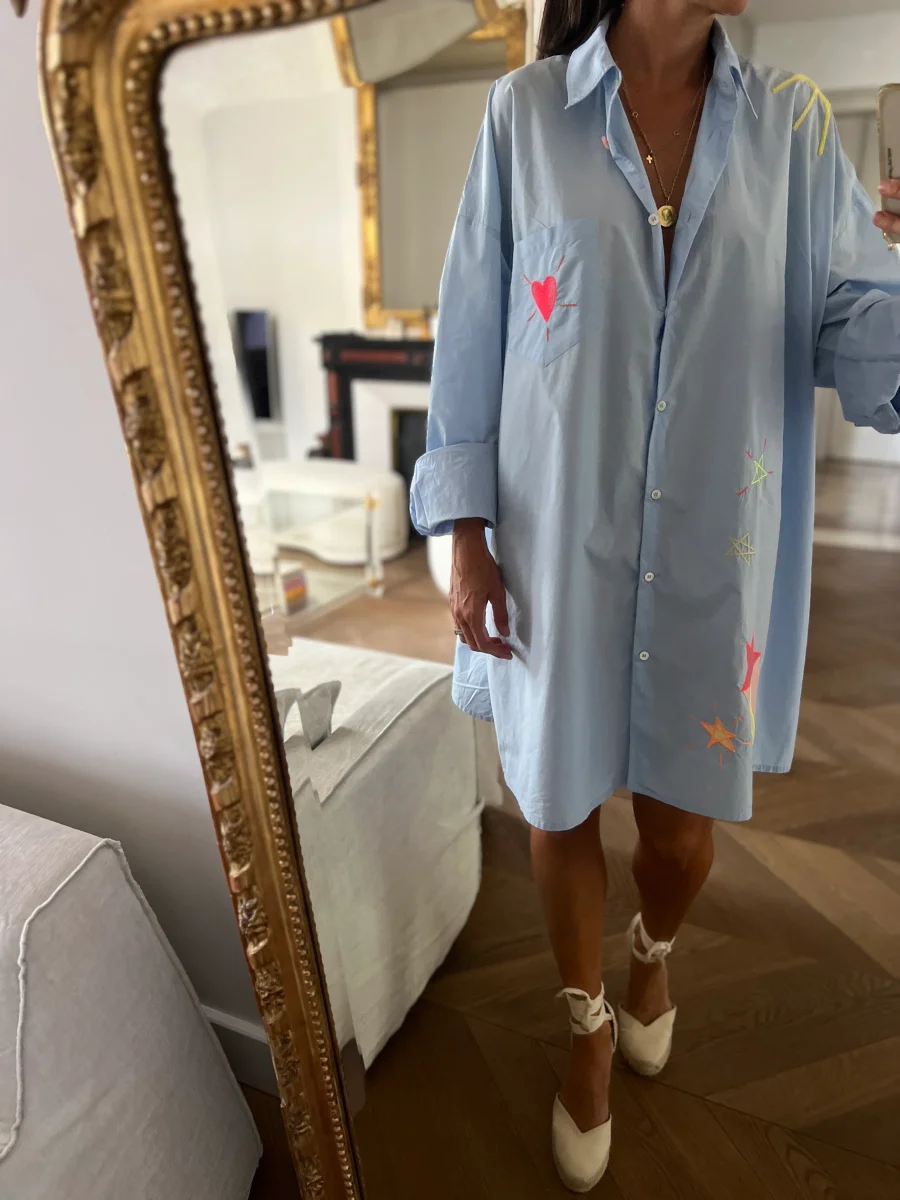 Forte Forte - Robe chemisier bleu ciel motifs coeur nuage – Image 2