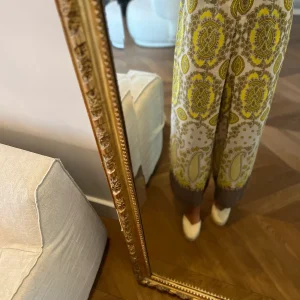 Topolina - Pantalon fluide à motifs jaunes