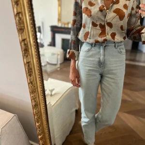 Our Manor - Chemise satinée marron gris