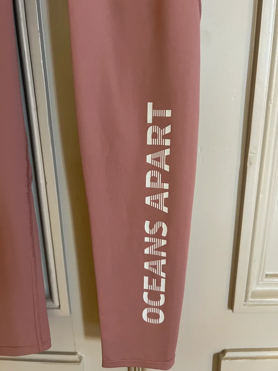 Ocean Apart - Legging rose lycra – Image 3