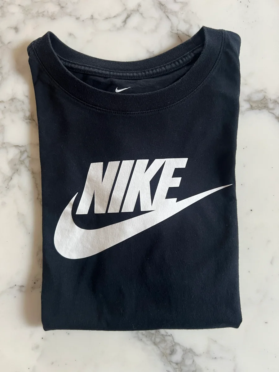 Nike - T-shirt noir logo blanc – Image 5