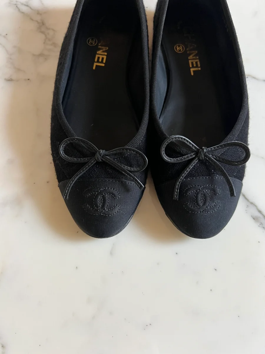 Chanel - Ballerines noires T.37 – Image 5