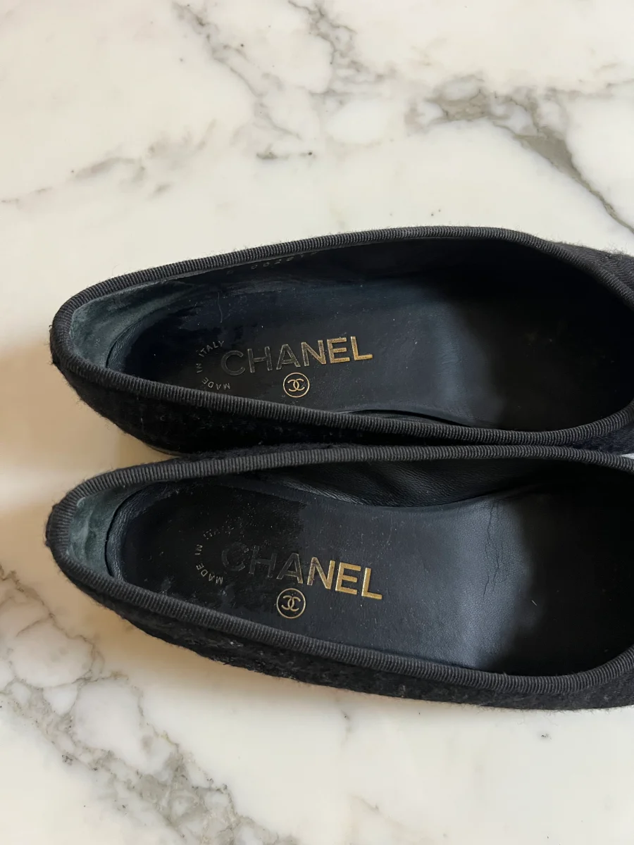 Chanel - Ballerines noires T.37 – Image 7