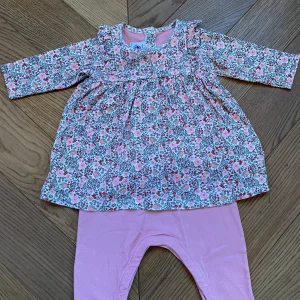 Ensemble Petit Bateau imprimé fleuri 6 mois
