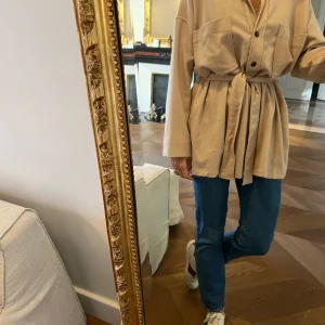 Sur chemise Diega beige