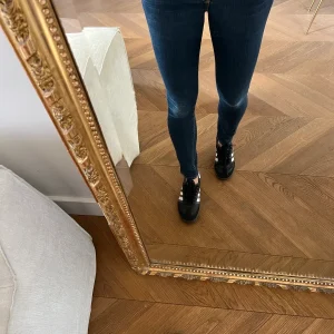 Jean J Brand taille basse brut