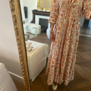 Our Manor - Robe chemisier à fleurs rose