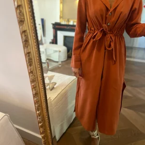 Zara - Robe longue terracotta à boutons