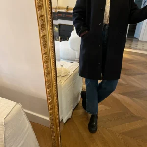 Manteau des Petits Hauts bleu marine col irisé