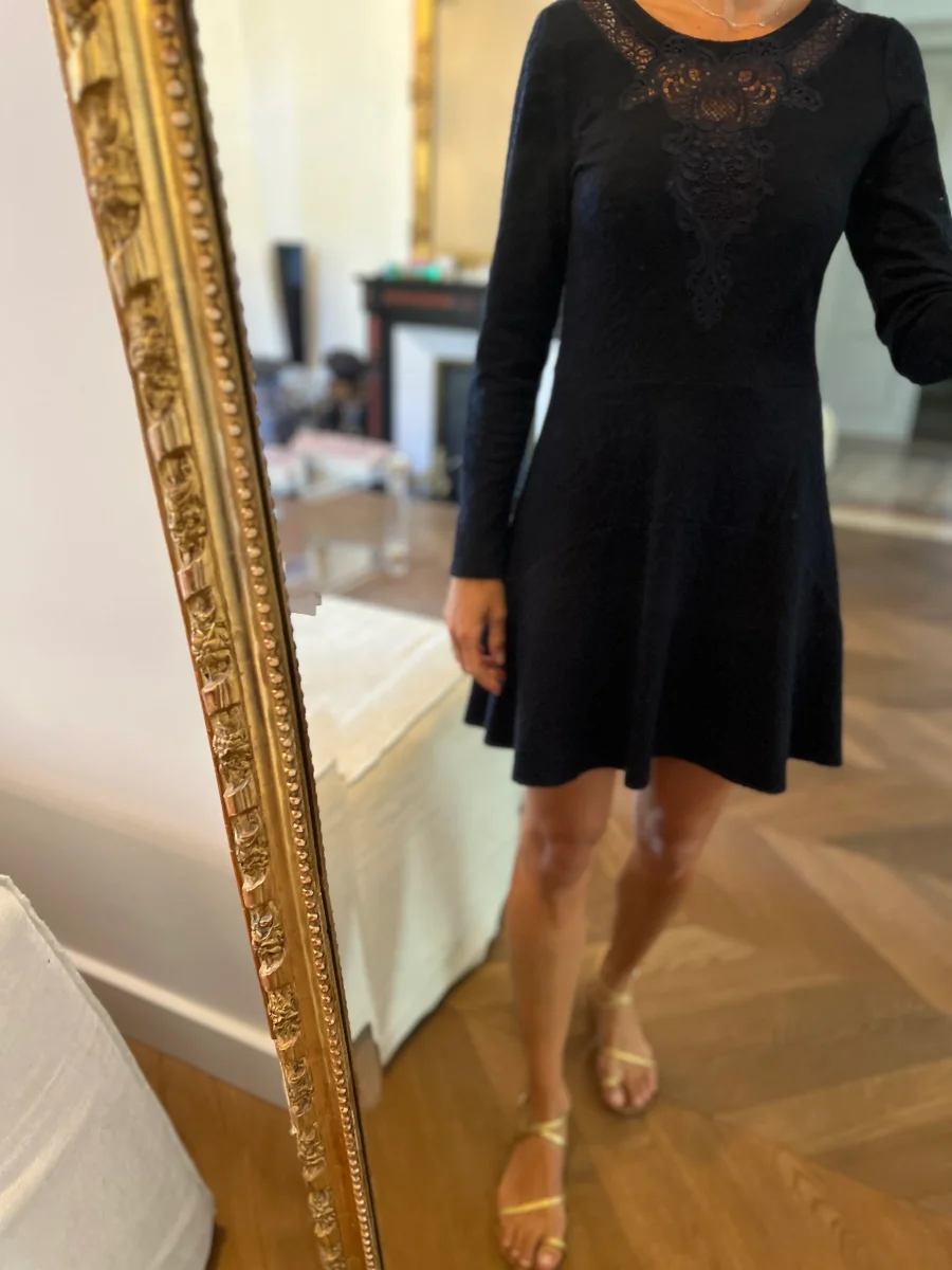 Robe The Kooples bleu marine en dentelle – Image 4