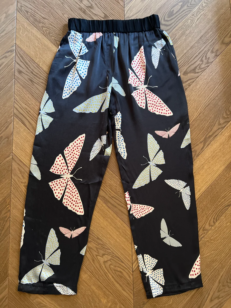 Pantalon Forte Forte en soie papillons – Image 5